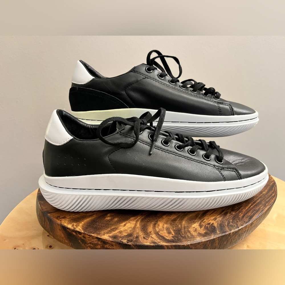 NWOT Clear Weather x Barneys New York Exclusive Collab Sneakers, M7/W8.5